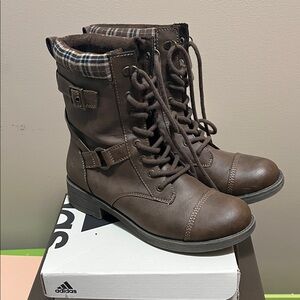 Rocket Dog Brown Lace-Up Boots